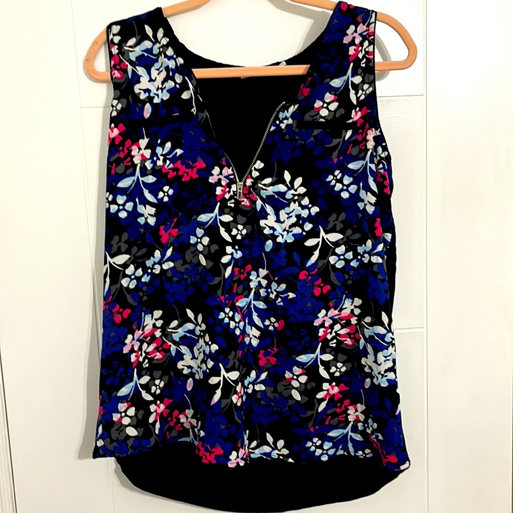 Ricki’s Floral No Sleeve Top